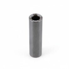 Espaciador tornillo multiple CUMMINS 3818124